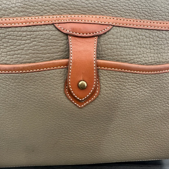 Vintage Dooney & Bourke All Weather Leather Crossbody/Shoulder Bag - Picture 12 of 12